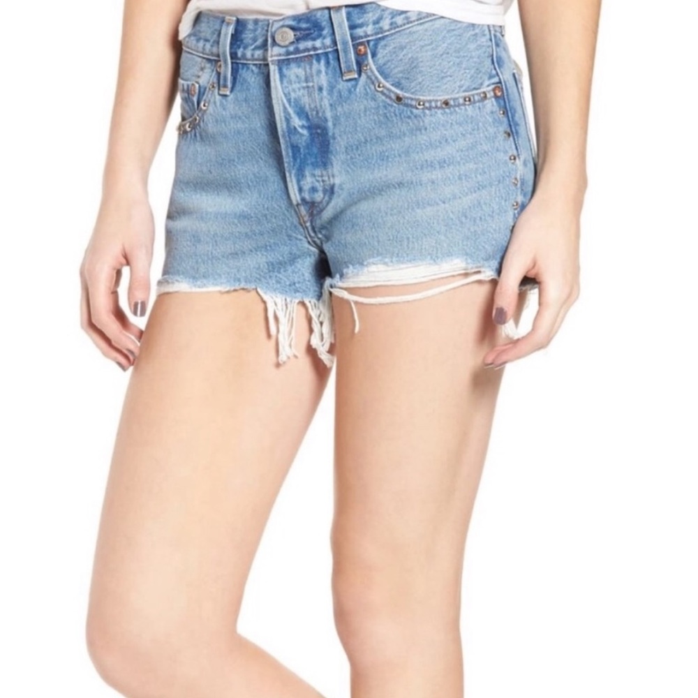 levi’s 501 mid-rise studded denim shorts